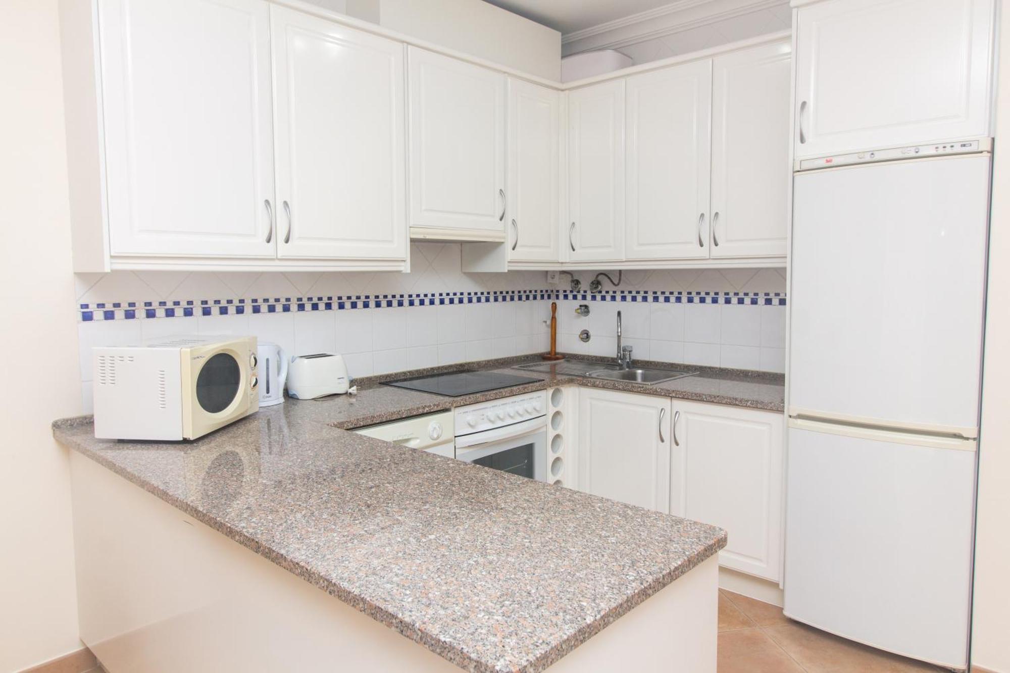 Oura Sunrise III Apartment - Sea View & Oura Beach & Top Location Albufeira Exterior foto